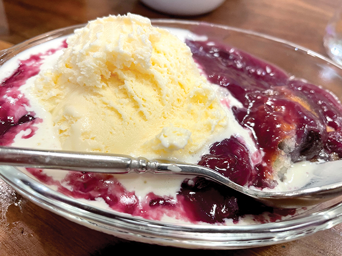 blueberry cobbler