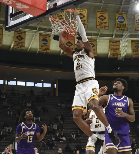 Southern Mississippi forward Victor hart (2) dunks during the second half of an NCAA college basketball game Saturday, Jan. 6, 2024, in Hattiesburg, Miss. (Aimee Cronan/The Gazebo Gazette via AP)